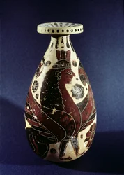 Proto-korinthische Vase mit einer Sphinx